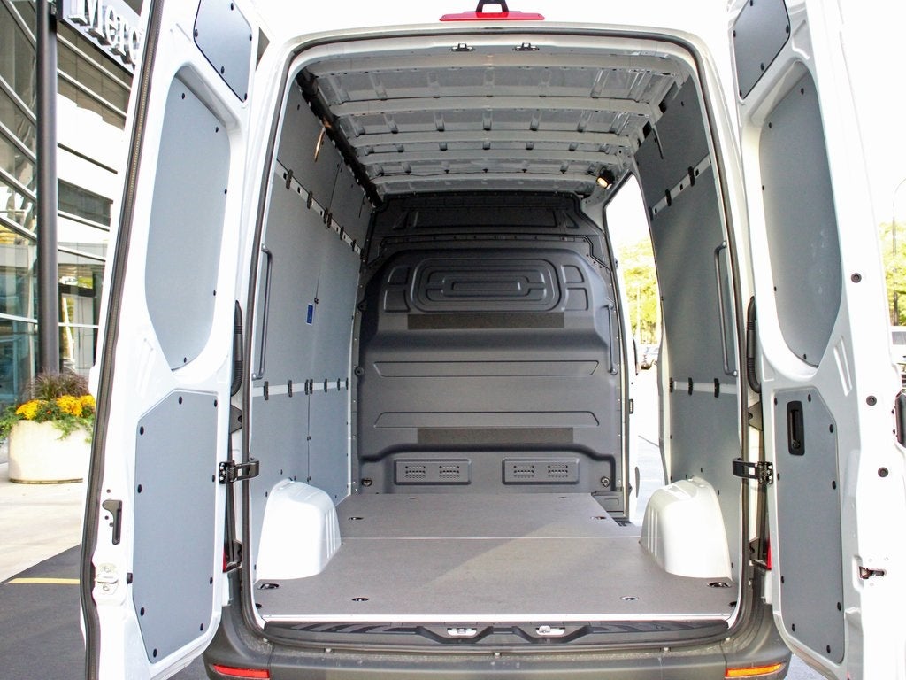 2025 Mercedes-Benz Sprinter 2500 Cargo 144 WB