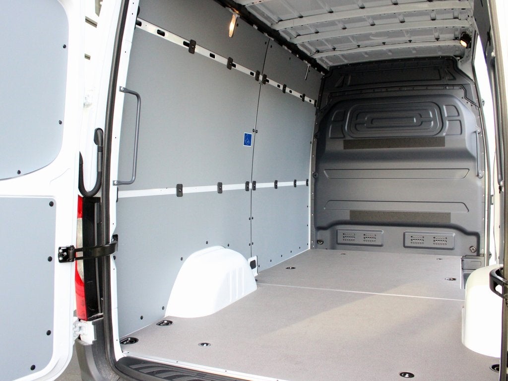 2025 Mercedes-Benz Sprinter 2500 Cargo 144 WB