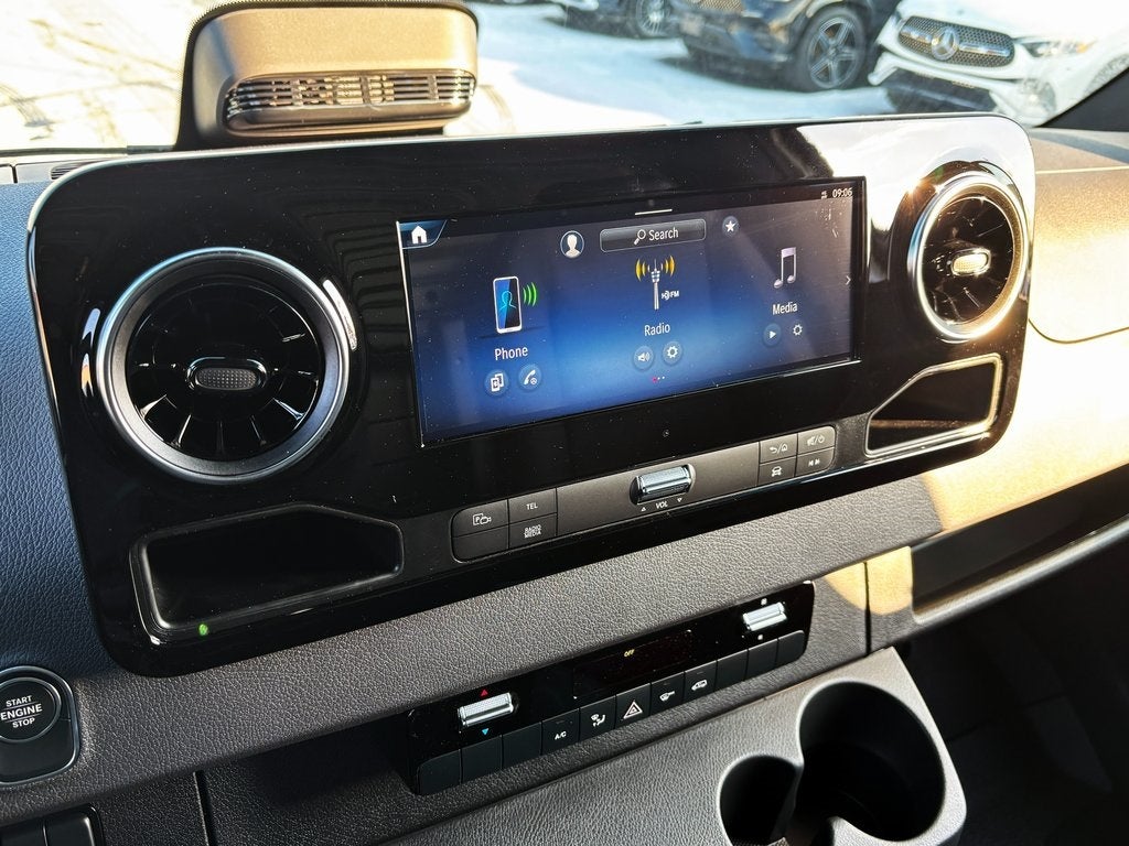 2026 Mercedes-Benz Sprinter 2500 Cargo 144 WB