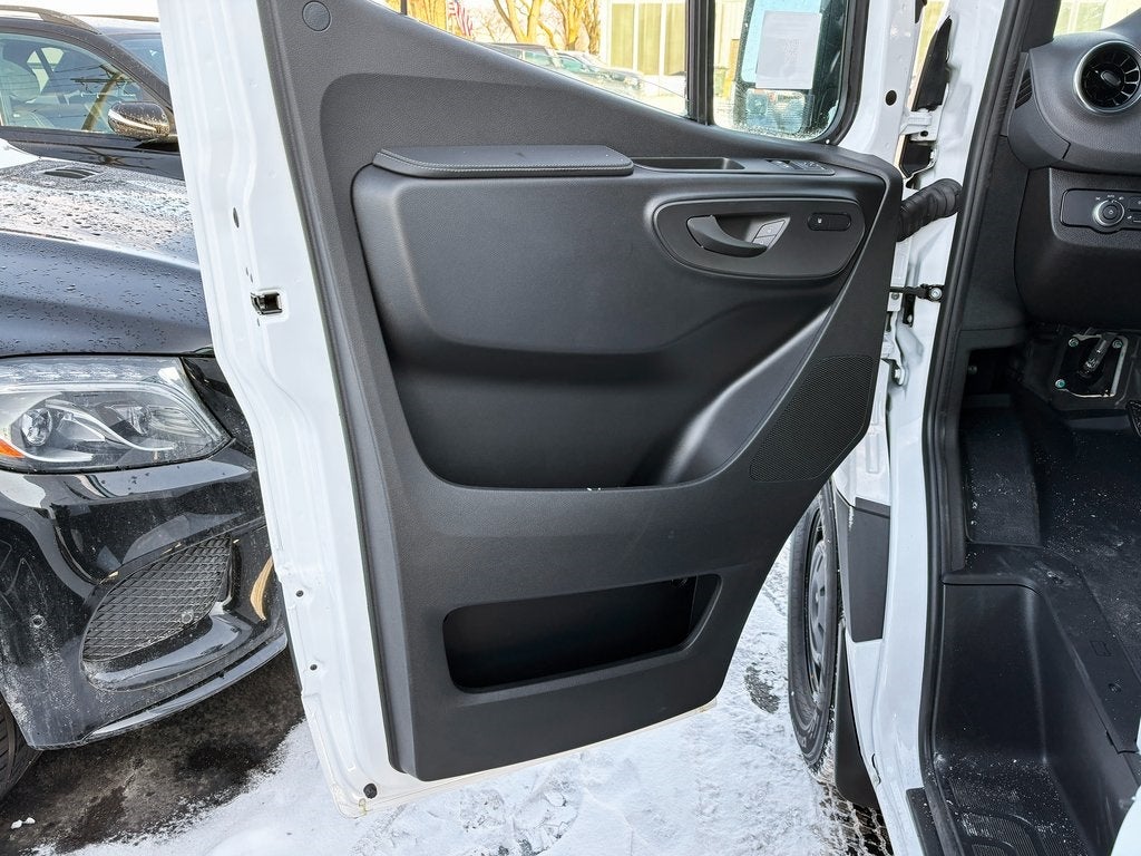 2026 Mercedes-Benz Sprinter 2500 Cargo 144 WB