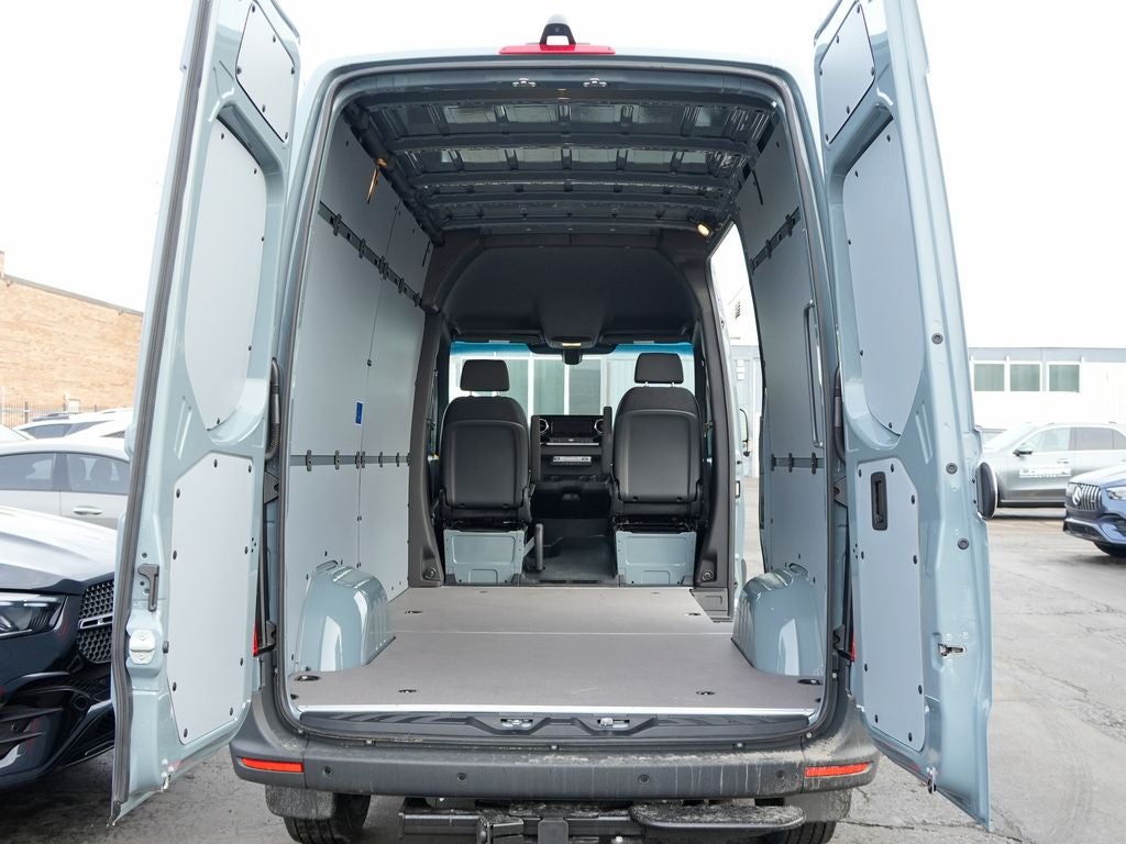 2026 Mercedes-Benz Sprinter 2500 Cargo 144 WB