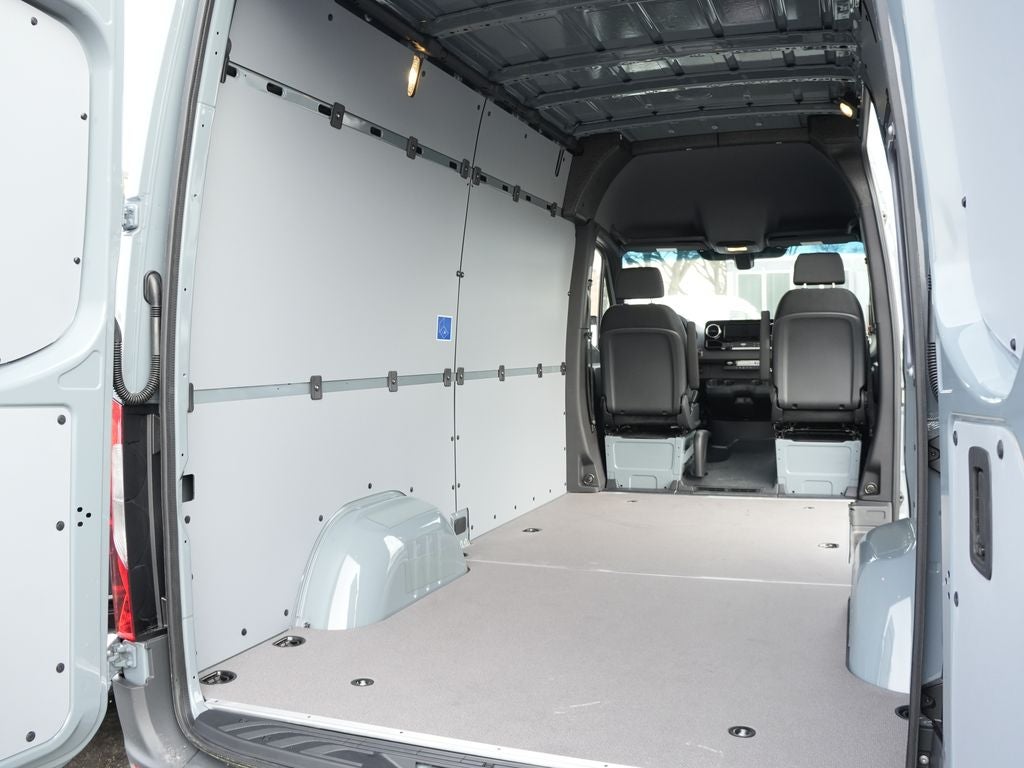 2026 Mercedes-Benz Sprinter 2500 Cargo 144 WB