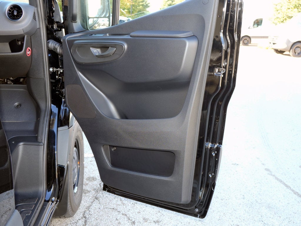 2026 Mercedes-Benz Sprinter 2500 Cargo 144 WB
