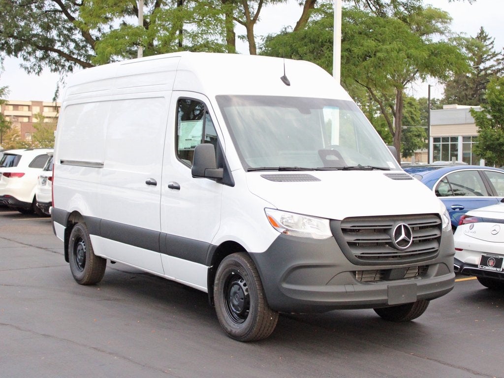 2025 Mercedes-Benz Sprinter 2500 Cargo 144 WB