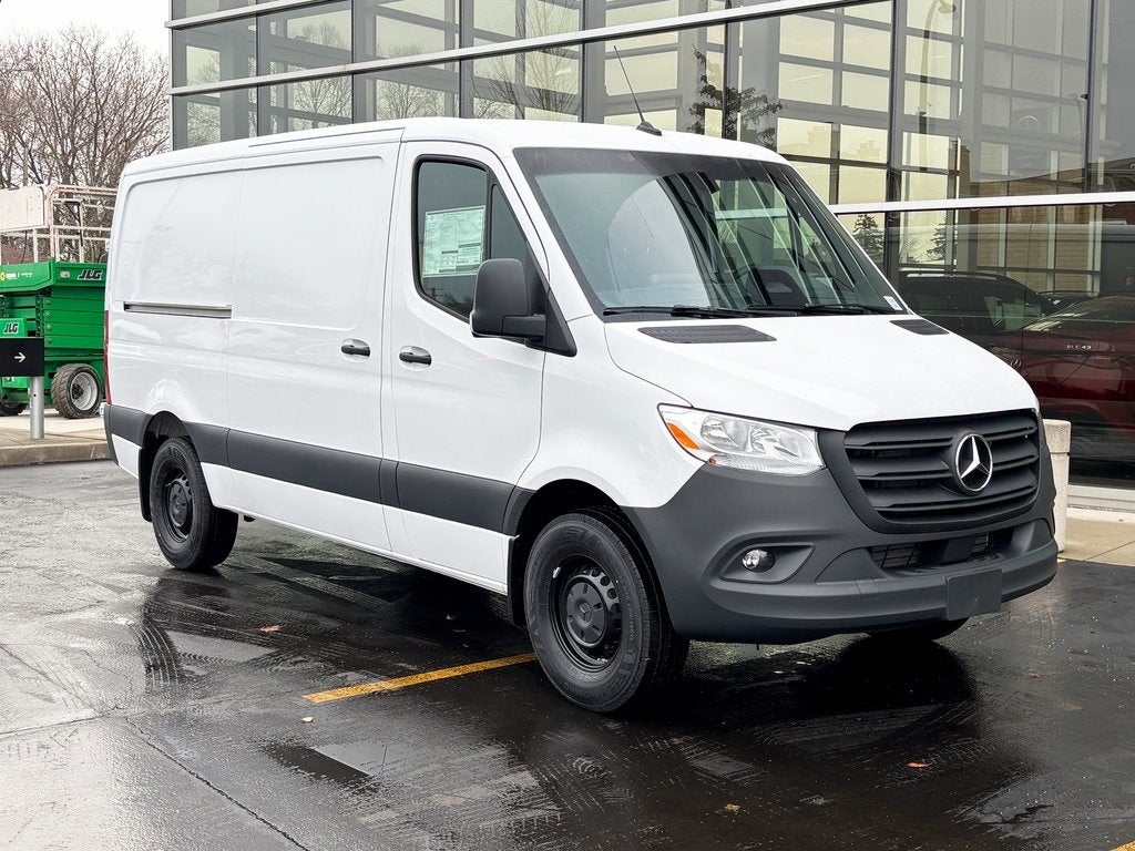 2026 Mercedes-Benz Sprinter 2500 Cargo 144 WB