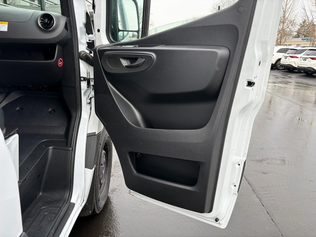 2026 Mercedes-Benz Sprinter 2500 Cargo 144 WB