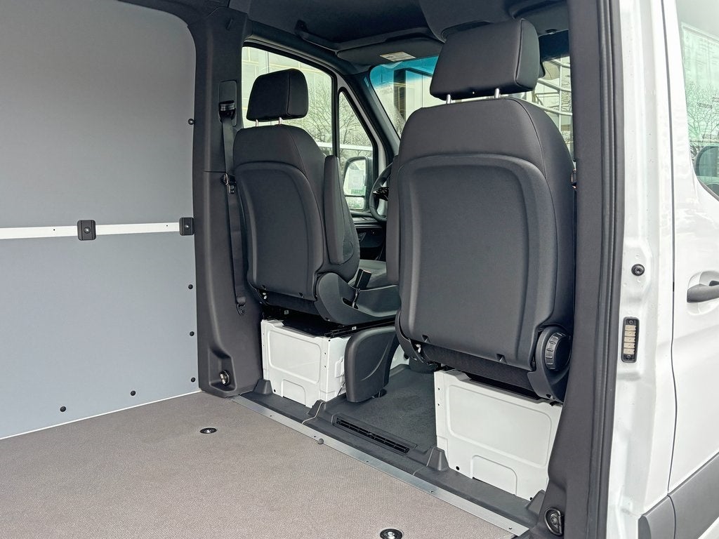 2026 Mercedes-Benz Sprinter 2500 Cargo 144 WB