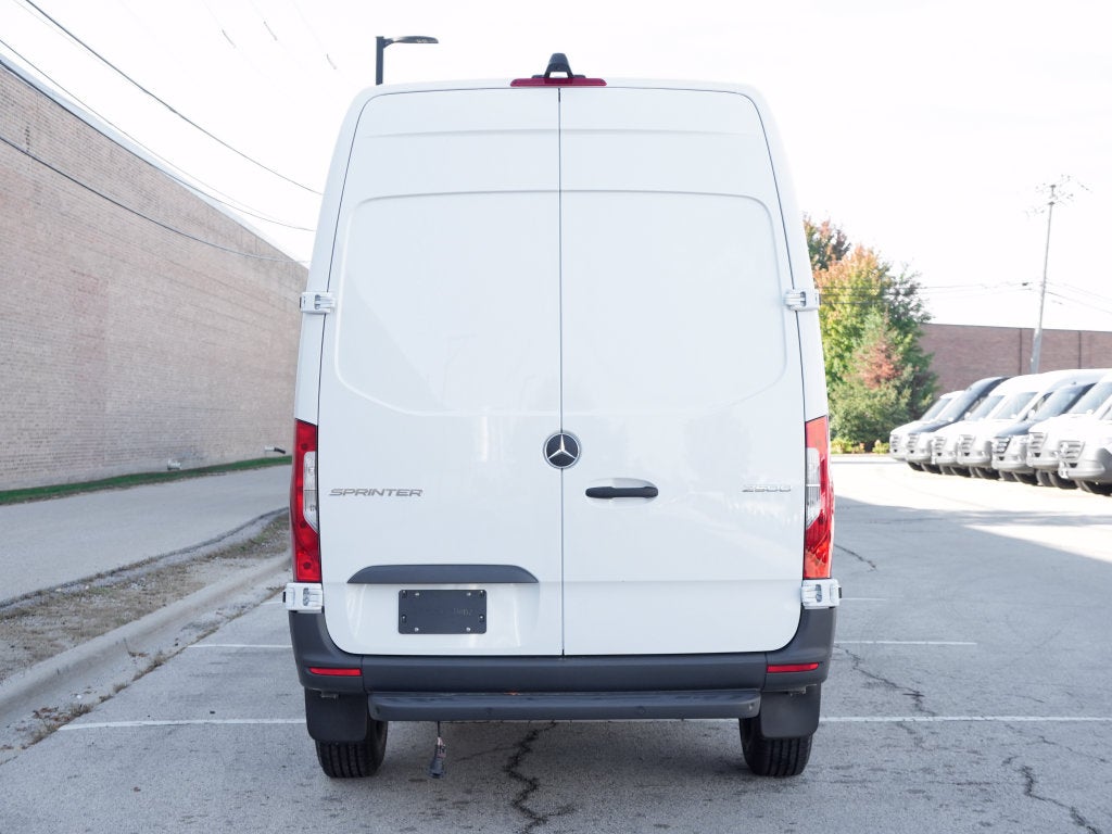 2026 Mercedes-Benz Sprinter 2500 Cargo 144 WB
