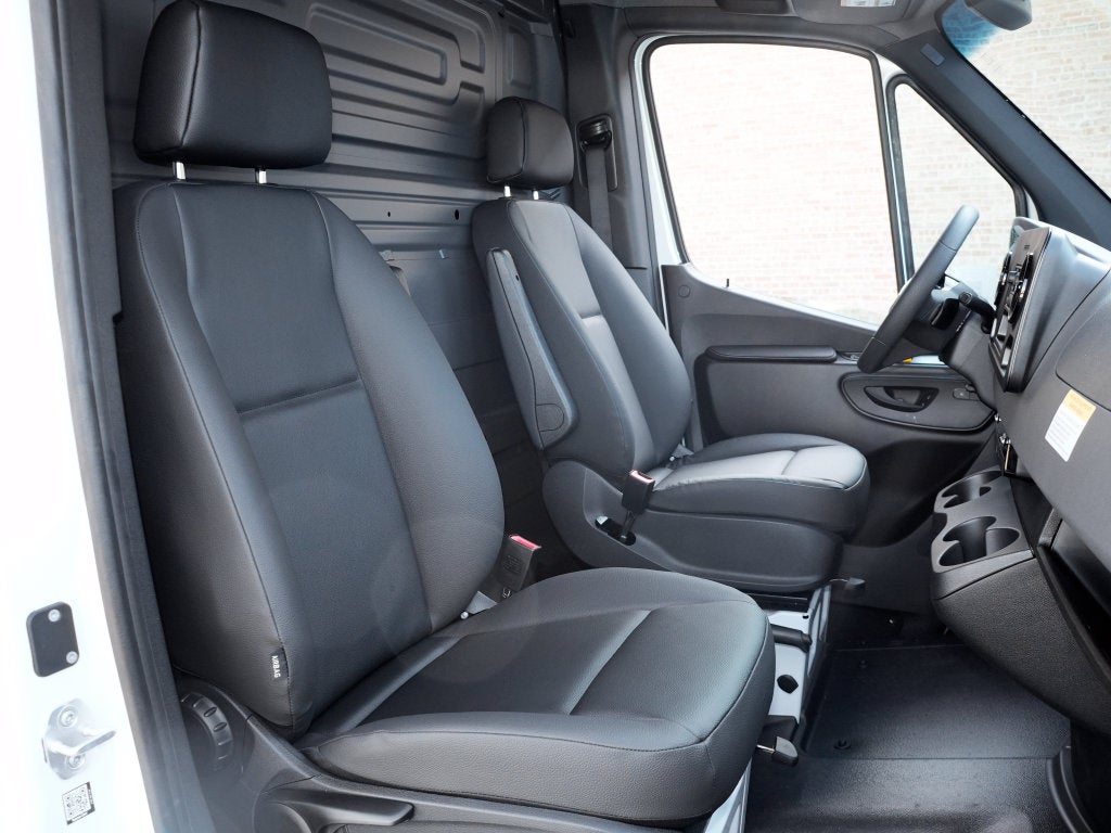 2026 Mercedes-Benz Sprinter 2500 Cargo 144 WB