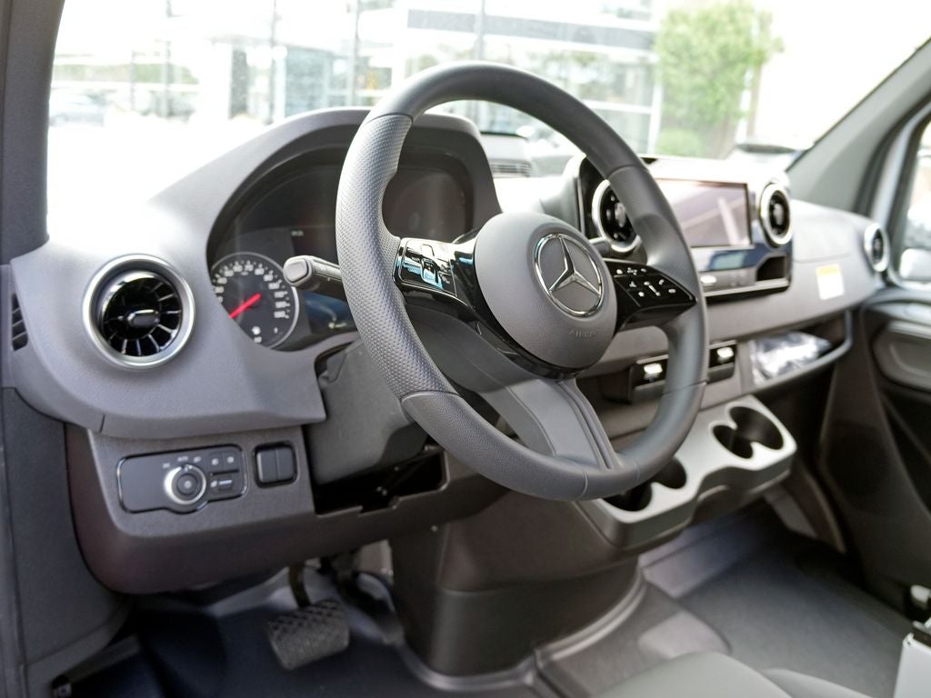 2026 Mercedes-Benz Sprinter 2500 Cargo 144 WB