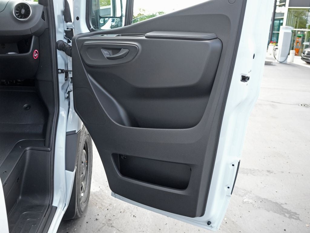 2026 Mercedes-Benz Sprinter 2500 Cargo 144 WB