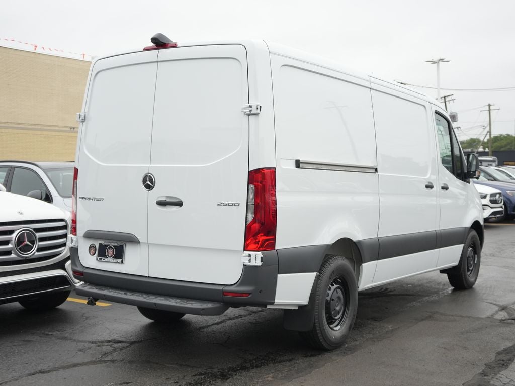 2026 Mercedes-Benz Sprinter 2500 Cargo 144 WB