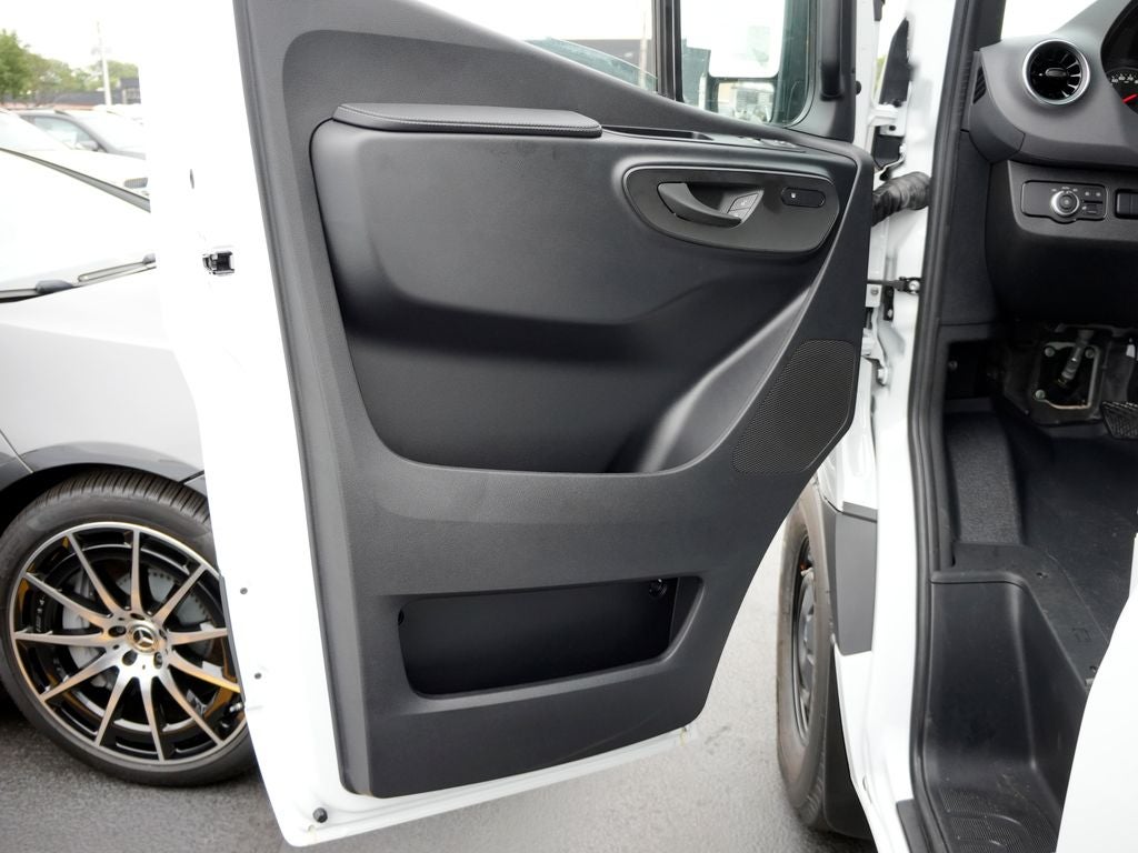 2026 Mercedes-Benz Sprinter 2500 Cargo 144 WB