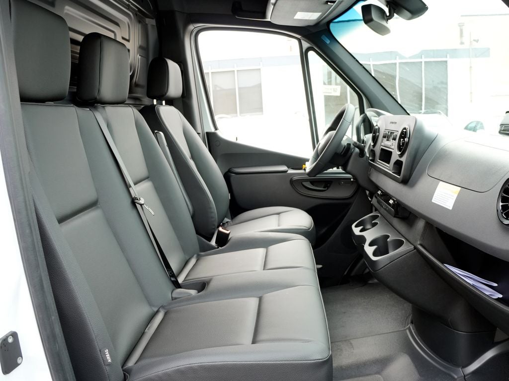 2026 Mercedes-Benz Sprinter 2500 Cargo 144 WB