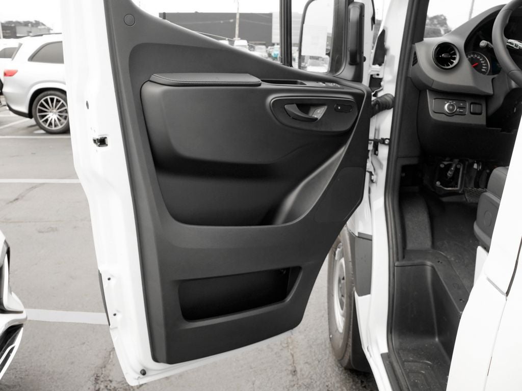 2026 Mercedes-Benz Sprinter 2500 Cargo 144 WB
