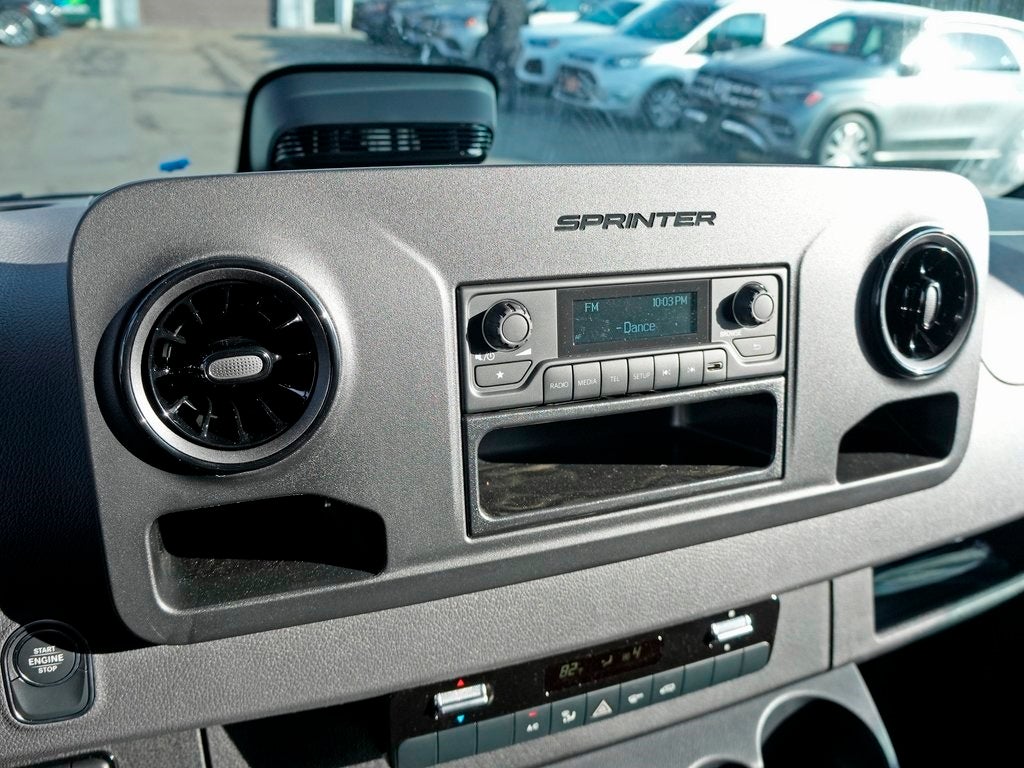 2025 Mercedes-Benz Sprinter 2500 Cargo 144 WB