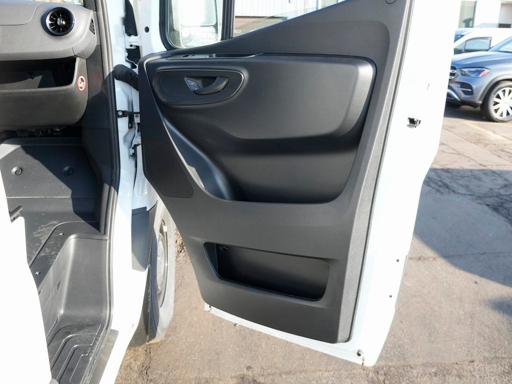 2025 Mercedes-Benz Sprinter 2500 Cargo 144 WB