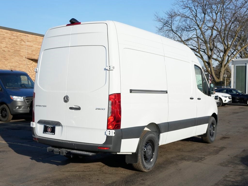 2025 Mercedes-Benz Sprinter 2500 Cargo 144 WB