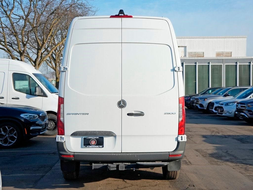 2025 Mercedes-Benz Sprinter 2500 Cargo 144 WB