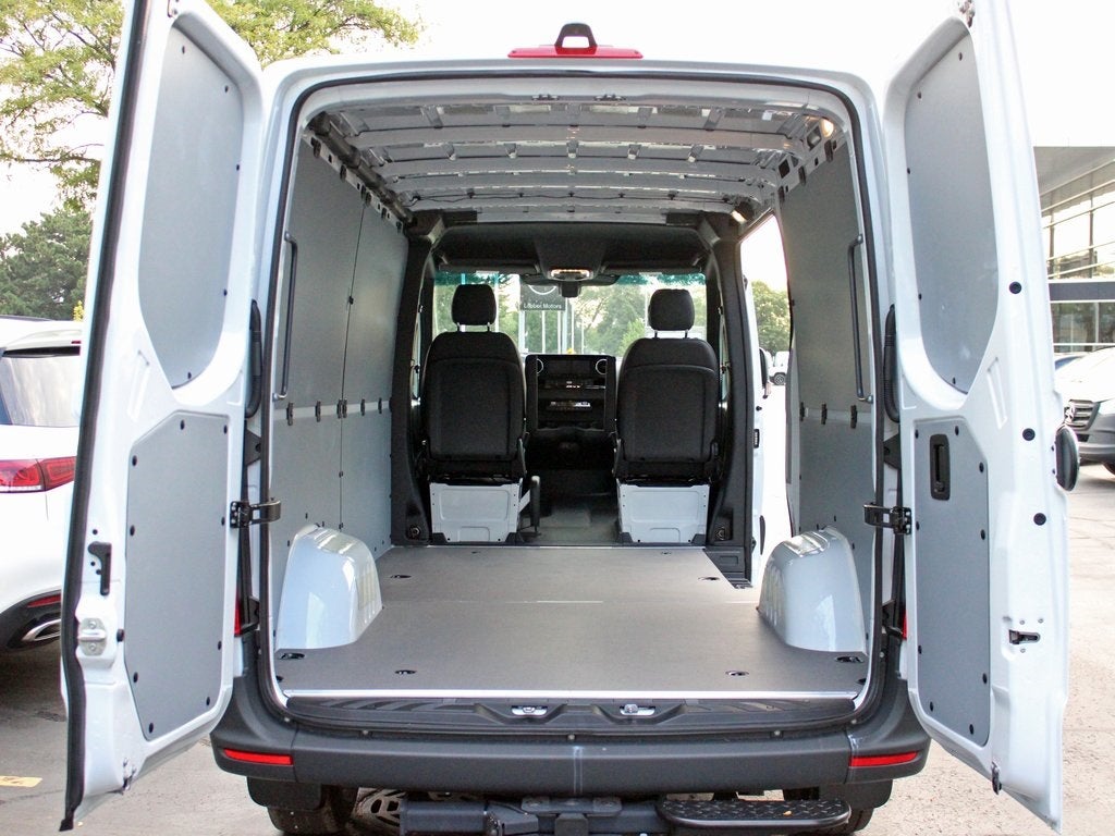 2025 Mercedes-Benz Sprinter 2500 Cargo 144 WB