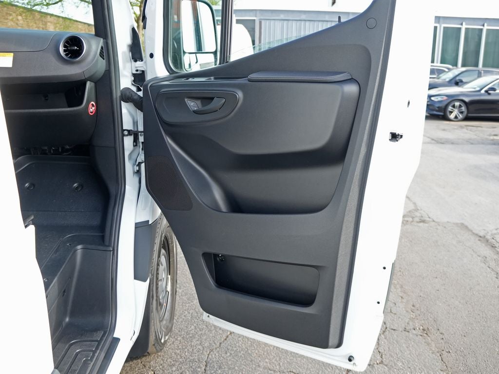 2026 Mercedes-Benz Sprinter 2500 Cargo 144 WB