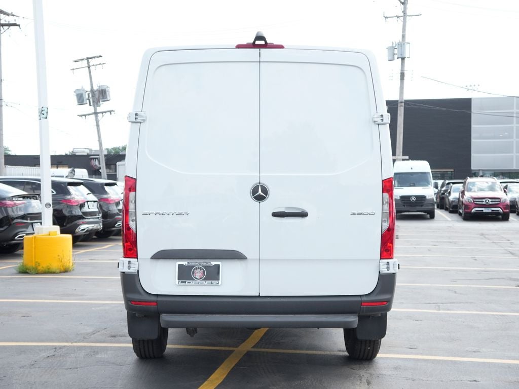 2026 Mercedes-Benz Sprinter 2500 Cargo 144 WB