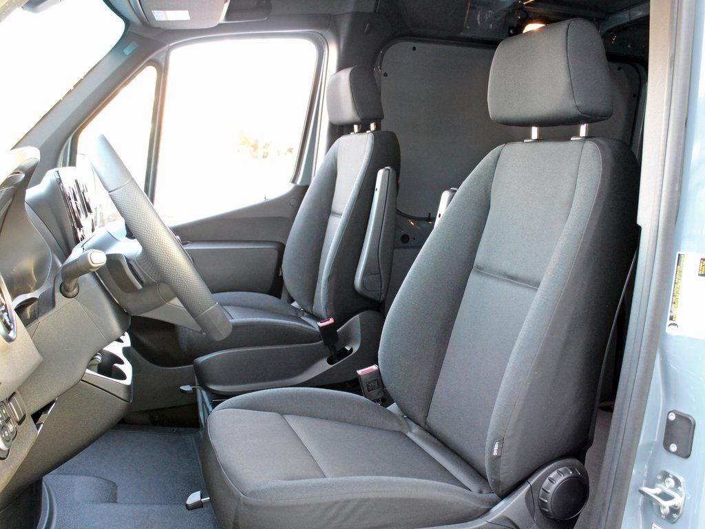 2026 Mercedes-Benz Sprinter 2500 Cargo 144 WB