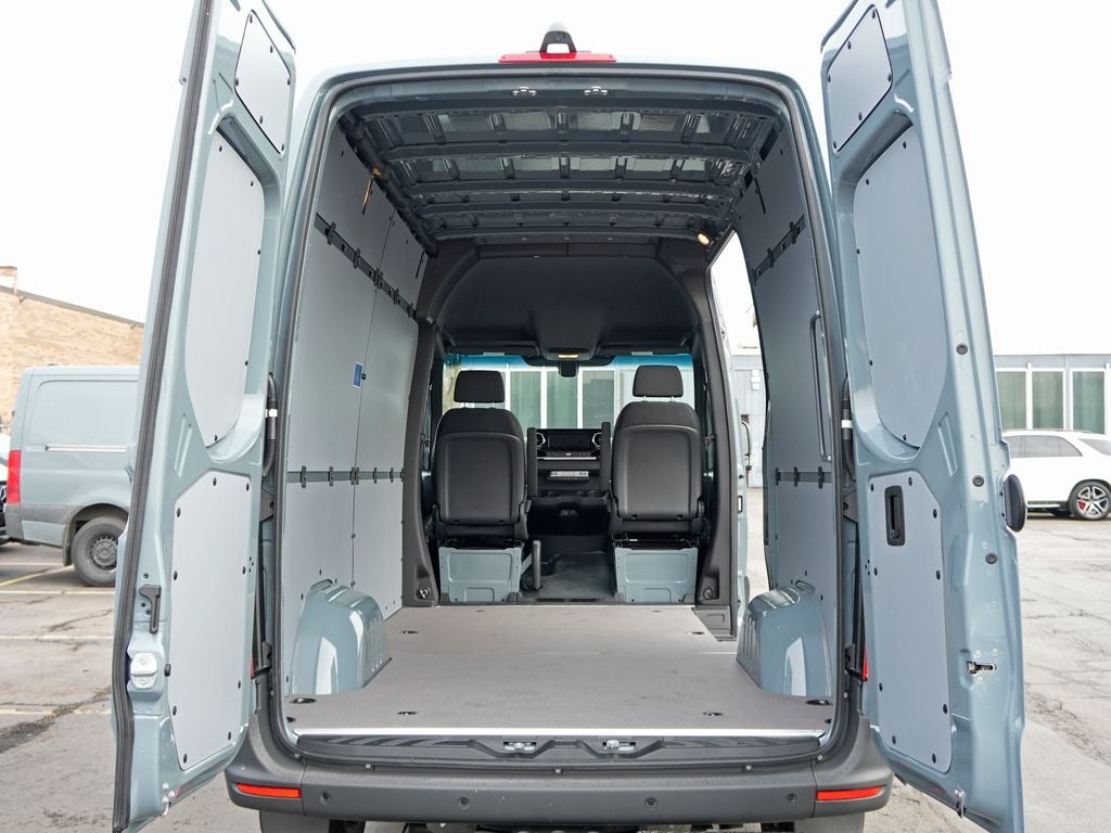 2026 Mercedes-Benz Sprinter 2500 Cargo 144 WB