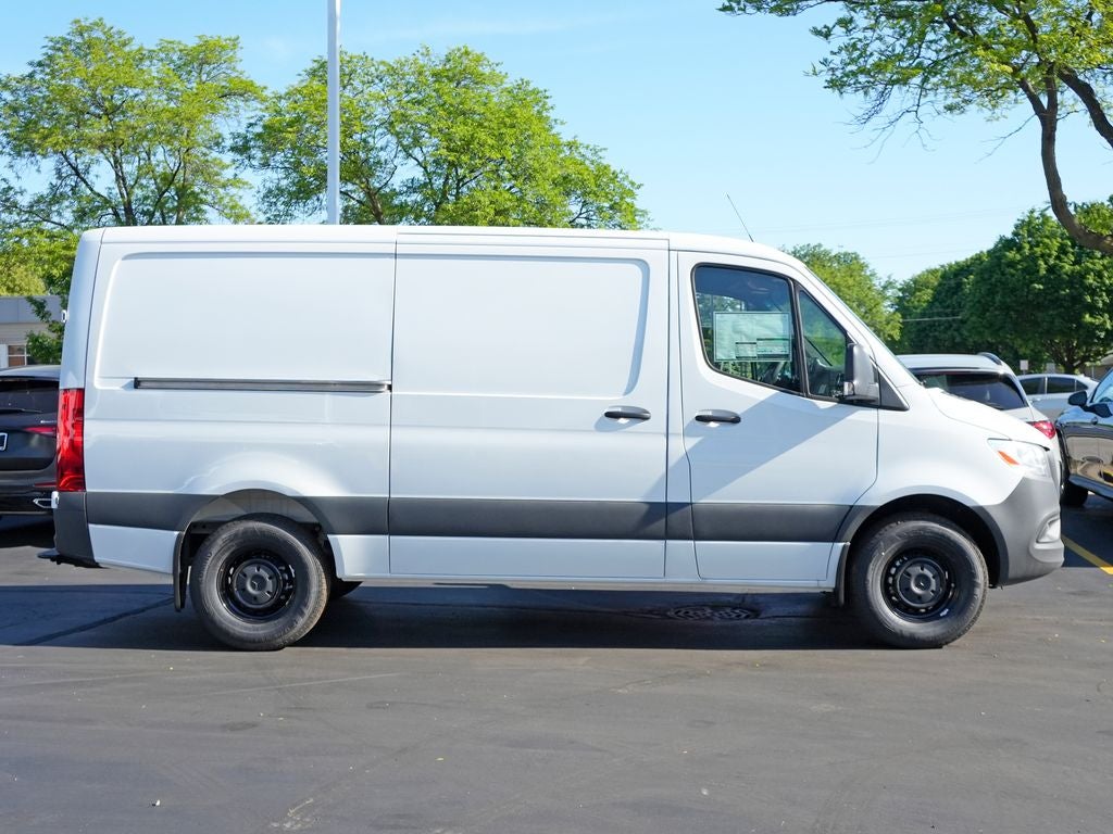 2026 Mercedes-Benz Sprinter 2500 Cargo 144 WB