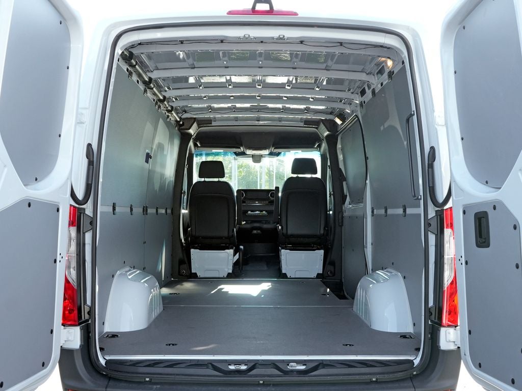 2026 Mercedes-Benz Sprinter 2500 Cargo 144 WB