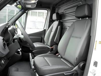 2026 Mercedes-Benz Sprinter 2500 Cargo 144 WB