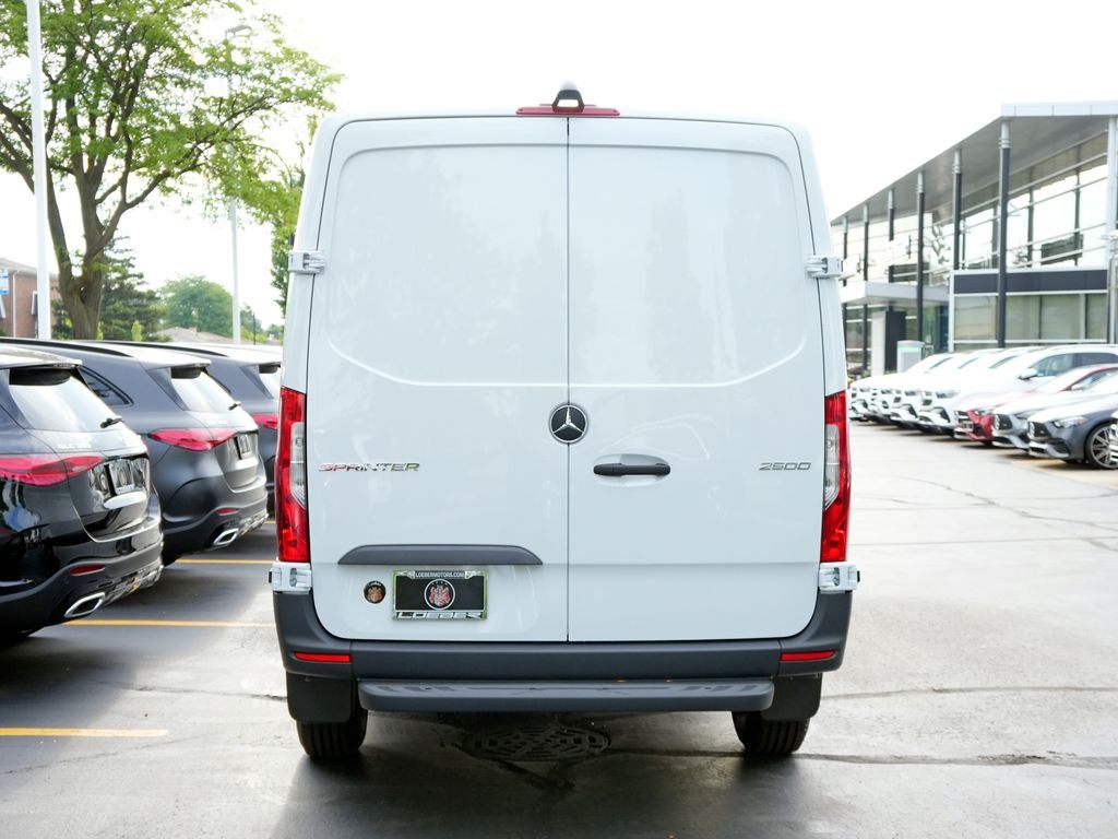 2026 Mercedes-Benz Sprinter 2500 Cargo 144 WB