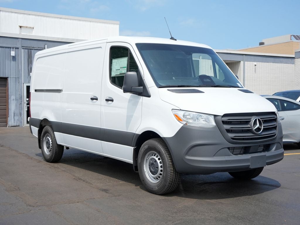 2026 Mercedes-Benz Sprinter 2500 Cargo 144 WB