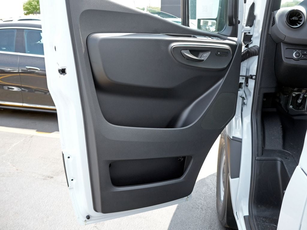 2026 Mercedes-Benz Sprinter 2500 Cargo 144 WB
