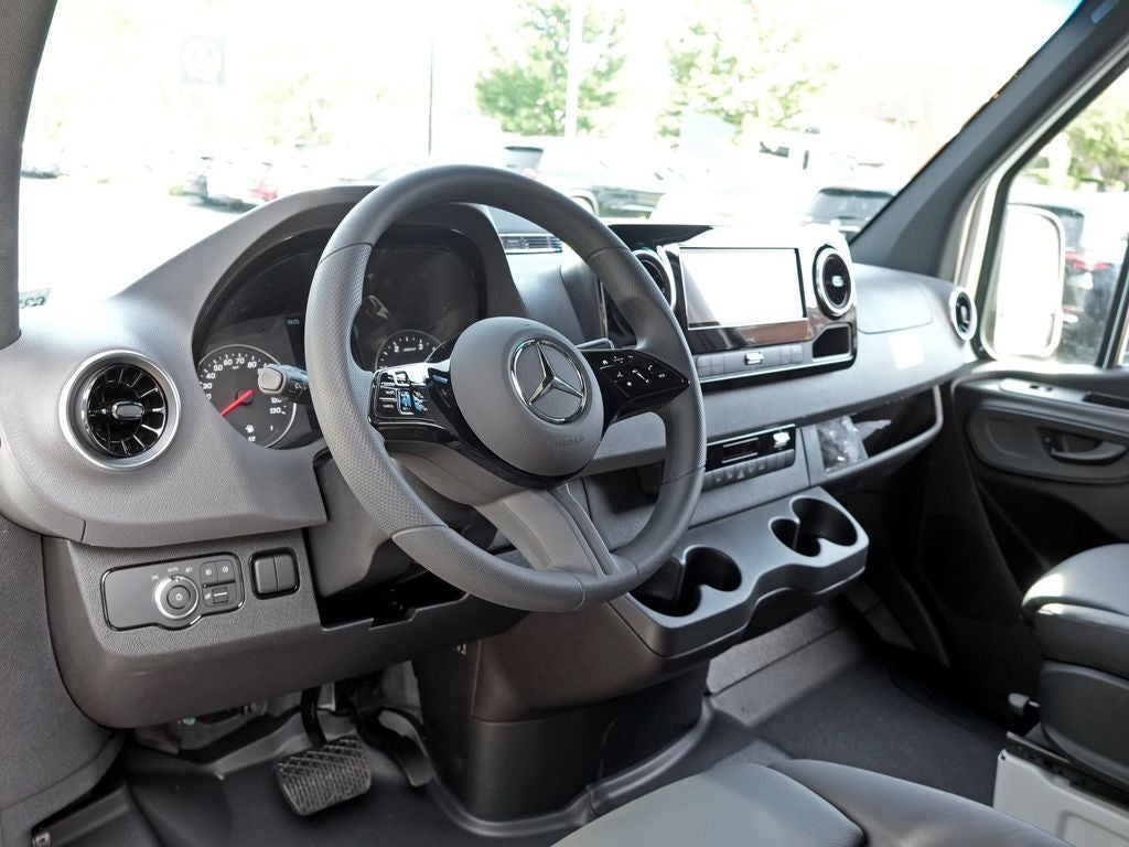 2026 Mercedes-Benz Sprinter 2500 Cargo 144 WB
