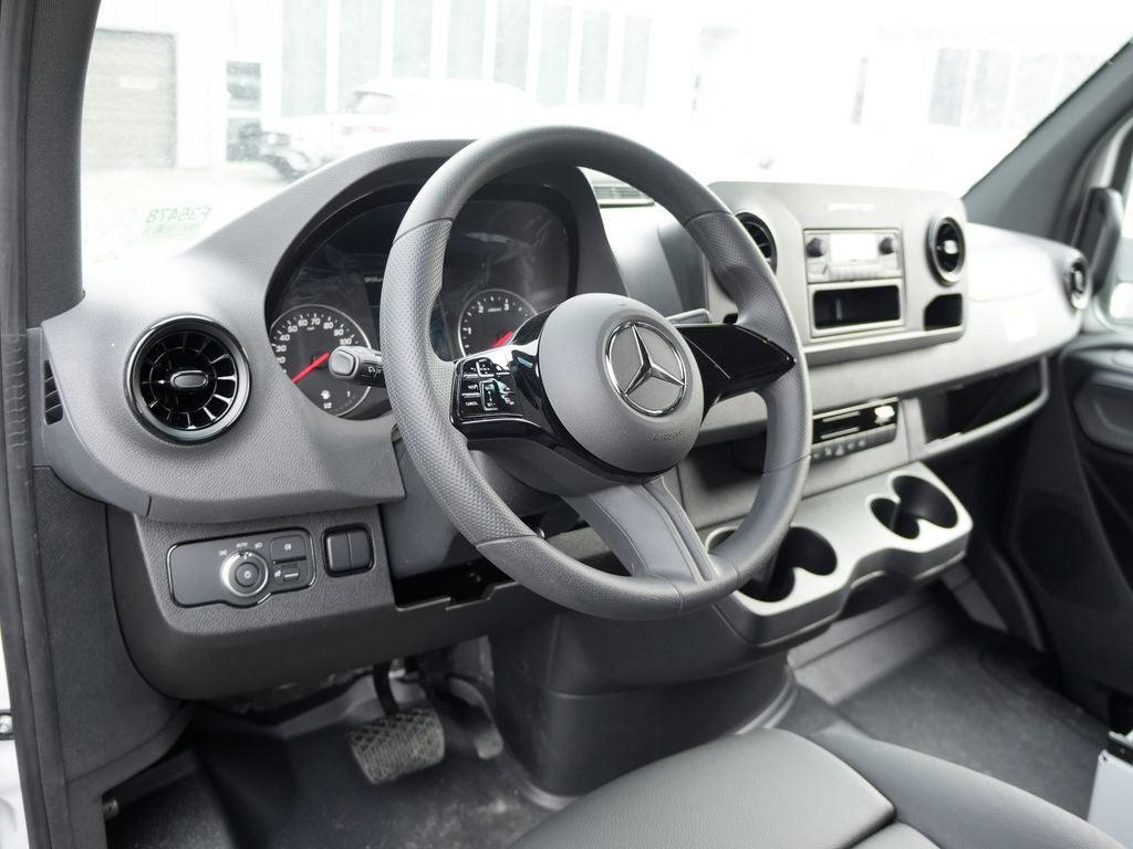 2025 Mercedes-Benz Sprinter 2500 Cargo 144 WB