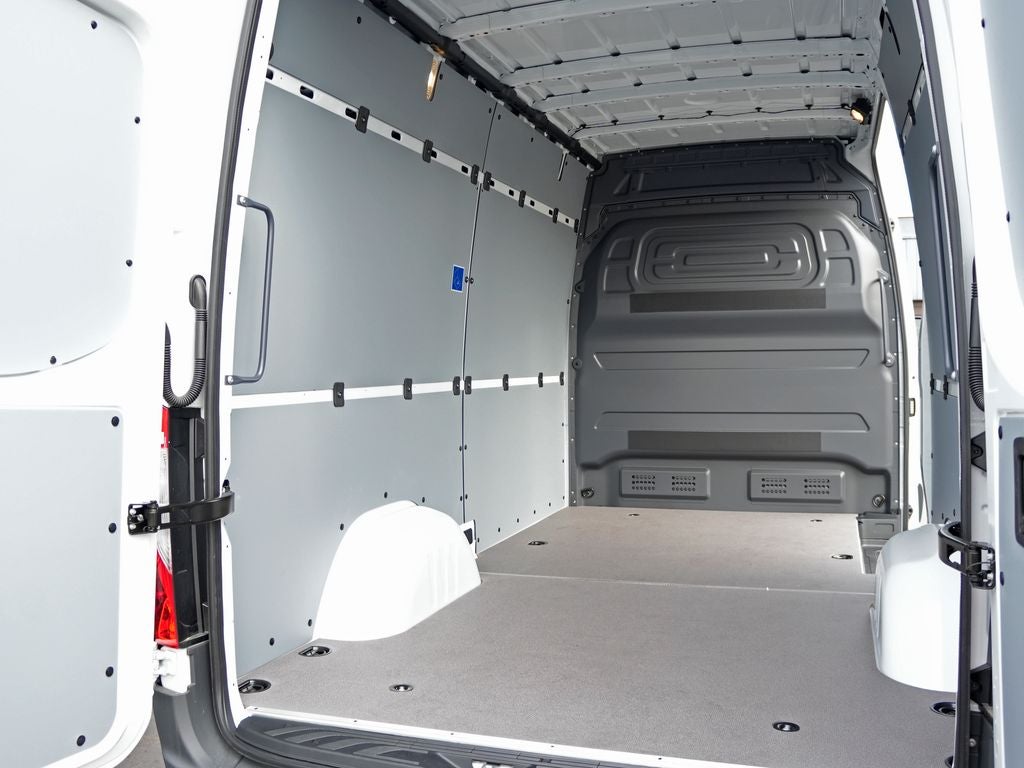 2025 Mercedes-Benz Sprinter 2500 Cargo 144 WB