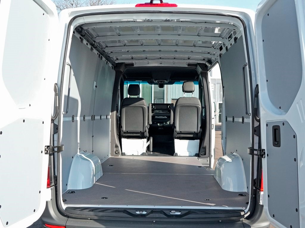 2026 Mercedes-Benz Sprinter 2500 Cargo 144 WB