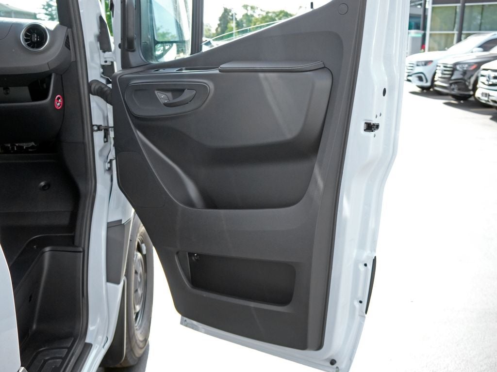 2026 Mercedes-Benz Sprinter 2500 Cargo 144 WB