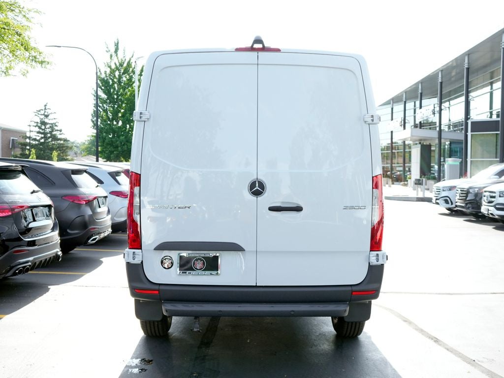 2026 Mercedes-Benz Sprinter 2500 Cargo 144 WB