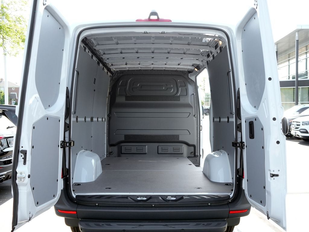 2026 Mercedes-Benz Sprinter 2500 Cargo 144 WB