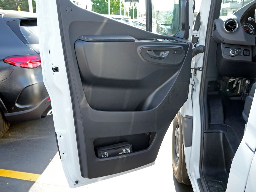 2026 Mercedes-Benz Sprinter 2500 Cargo 144 WB