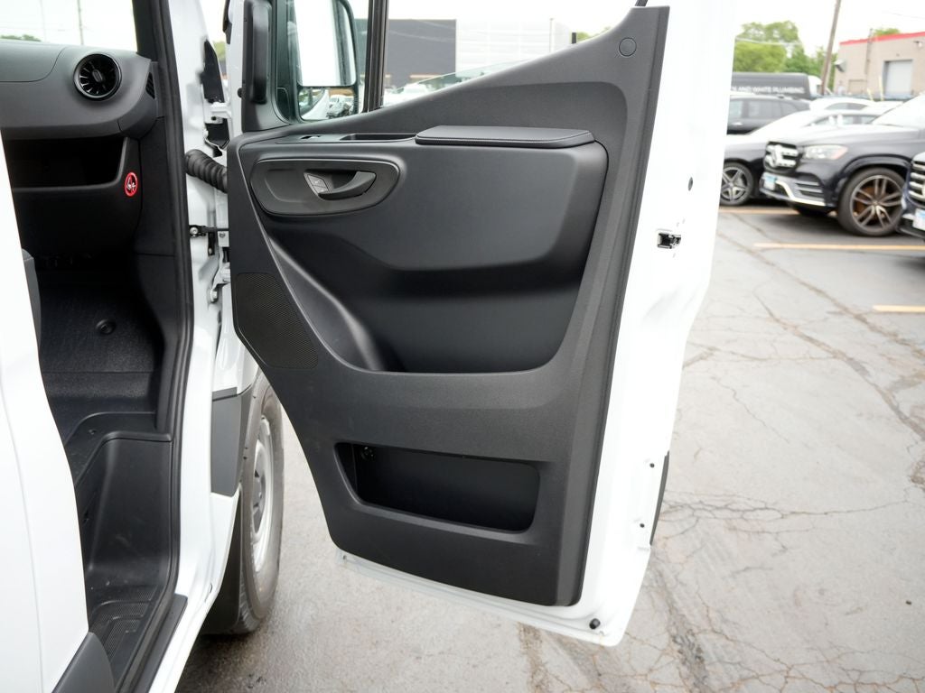 2026 Mercedes-Benz Sprinter 2500 Cargo 144 WB