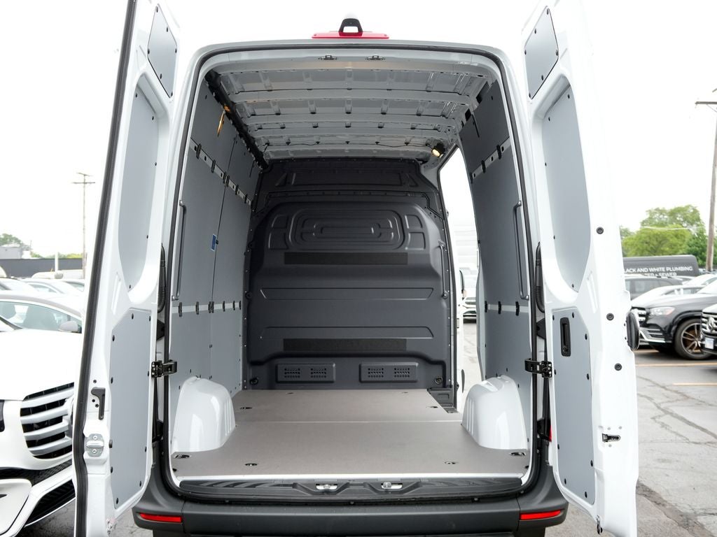 2026 Mercedes-Benz Sprinter 2500 Cargo 144 WB