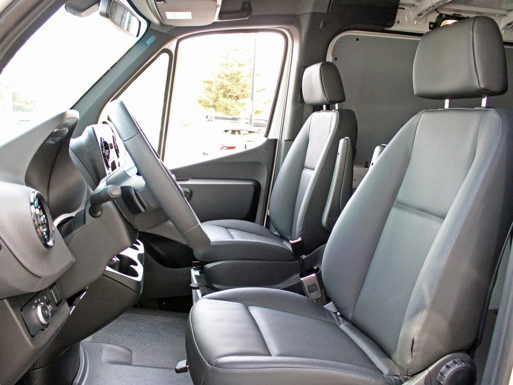 2025 Mercedes-Benz Sprinter 2500 Cargo 144 WB