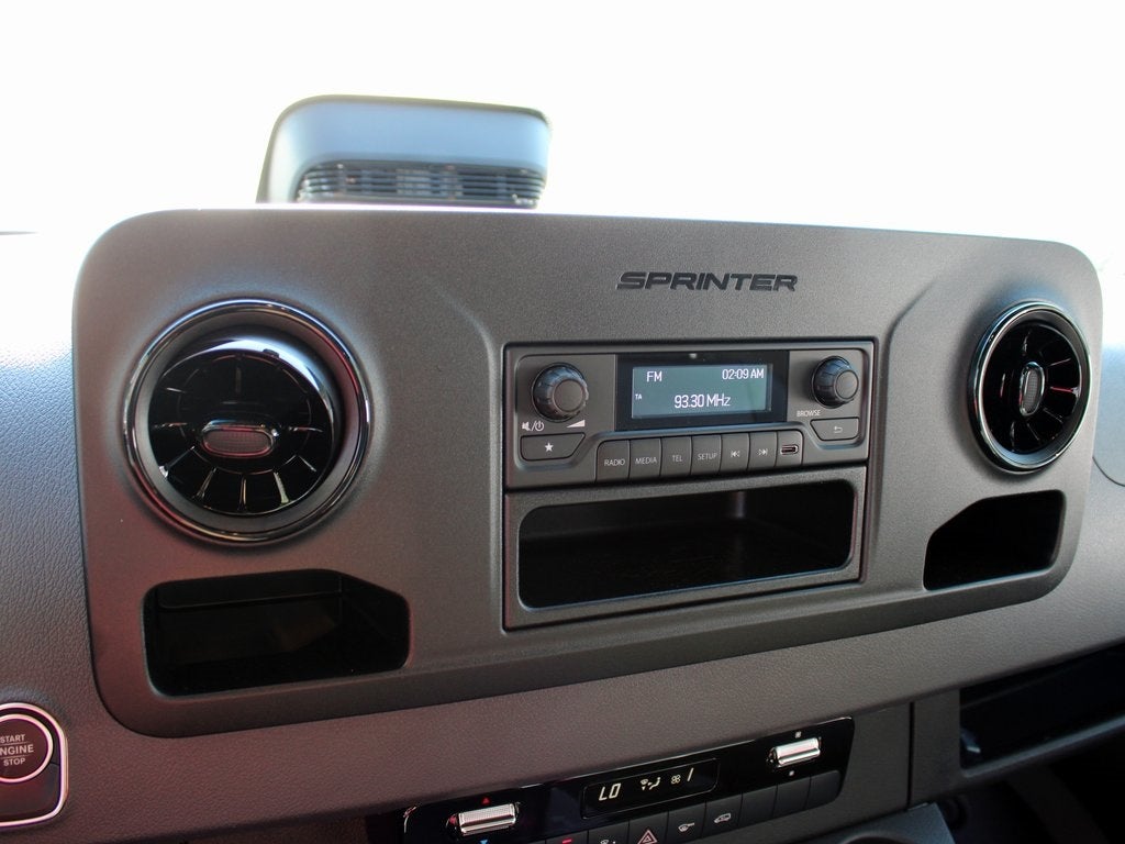 2025 Mercedes-Benz Sprinter 2500 Cargo 144 WB