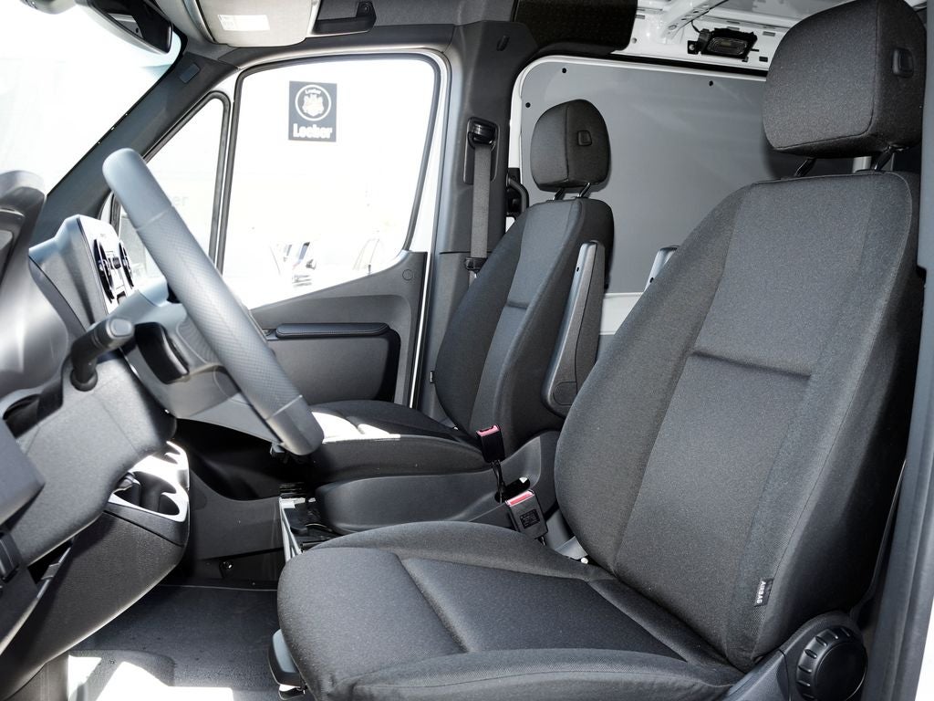 2025 Mercedes-Benz Sprinter 2500 Cargo 144 WB