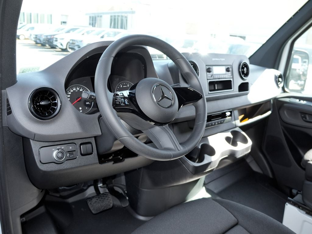 2025 Mercedes-Benz Sprinter 2500 Cargo 144 WB