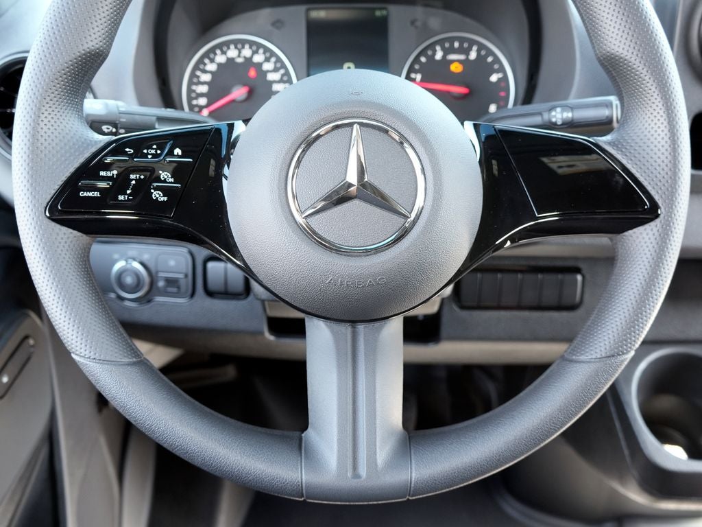 2025 Mercedes-Benz Sprinter 2500 Cargo 144 WB