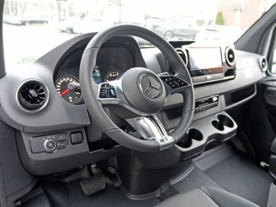 2026 Mercedes-Benz Sprinter 2500 Cargo 144 WB